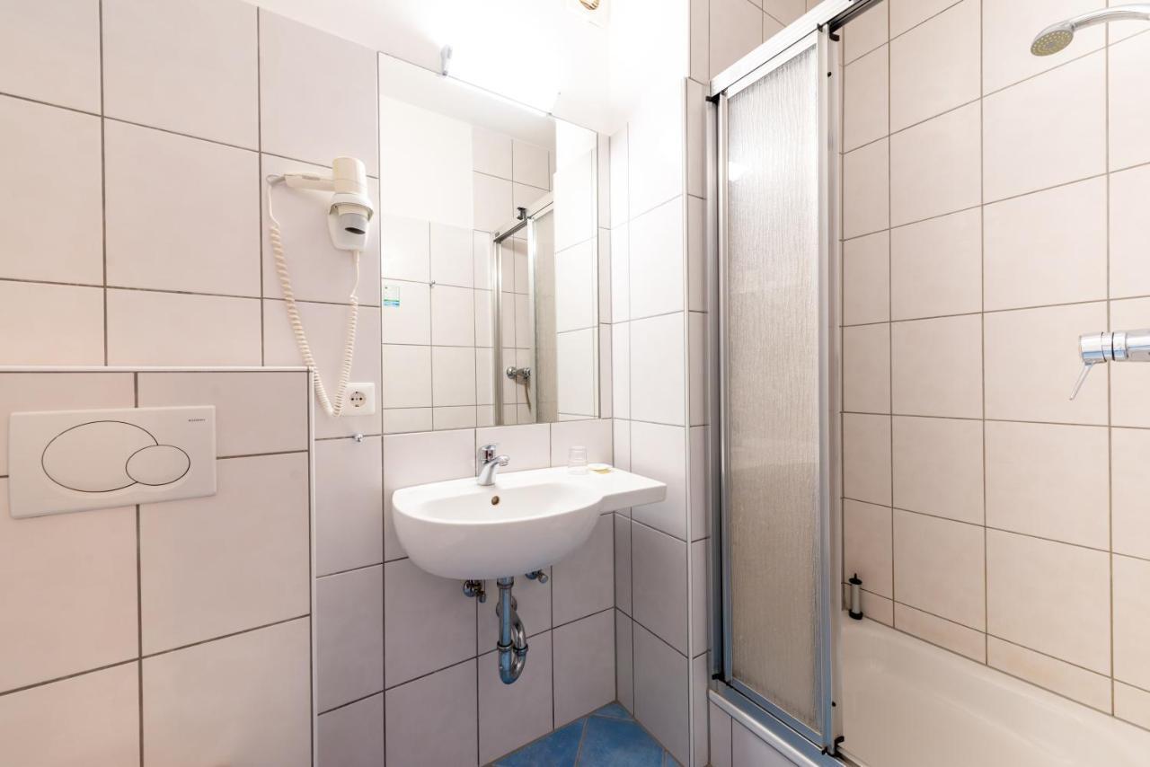 Hotel Heldt Dependance BRE Dış mekan fotoğraf